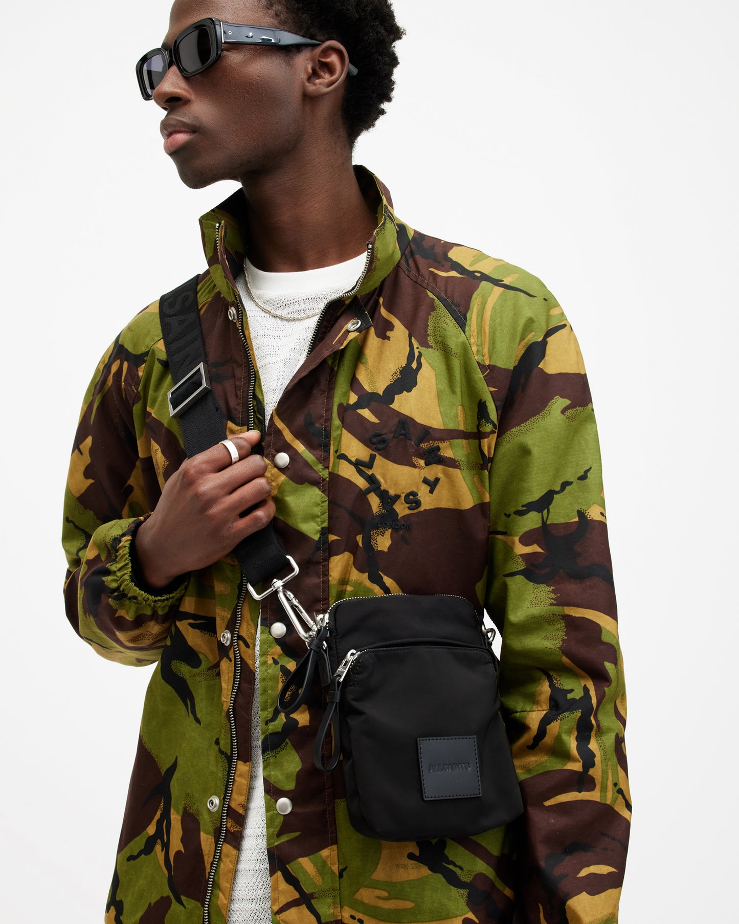 Falcon Pouch