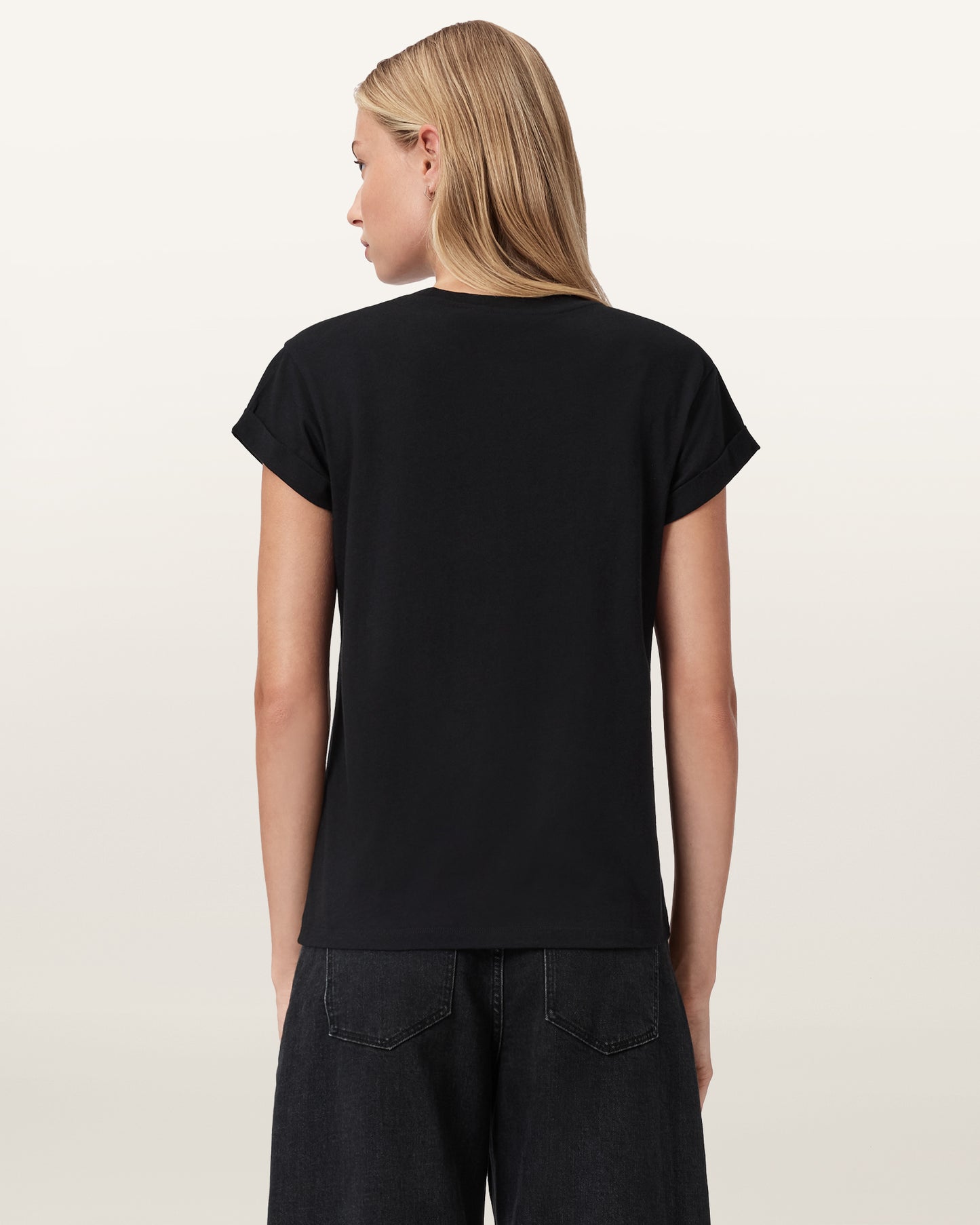 Lena Anna Tee