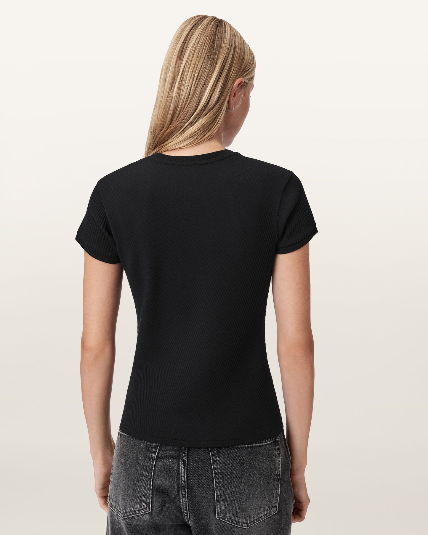 Gia SS Tee