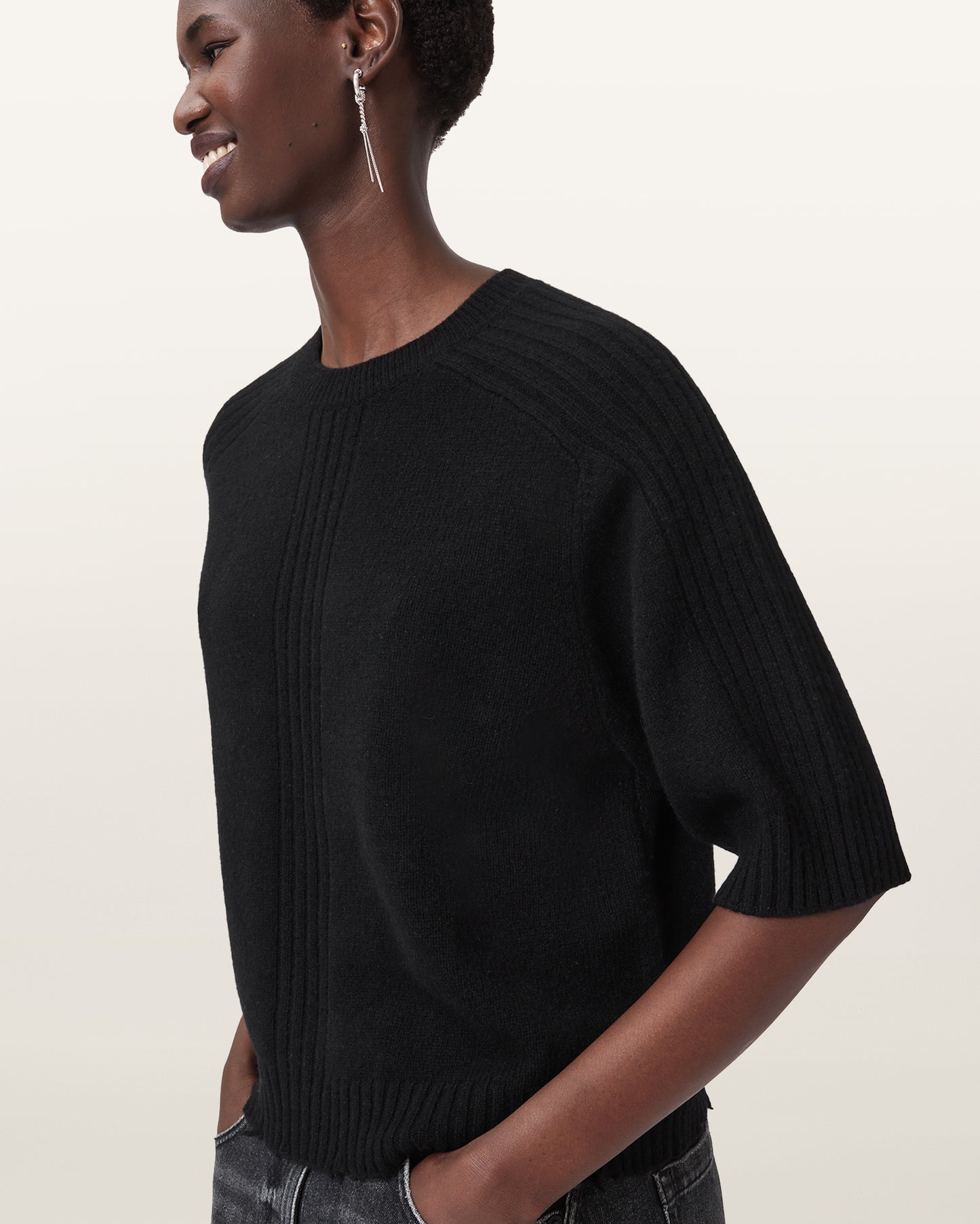 Nix Tee