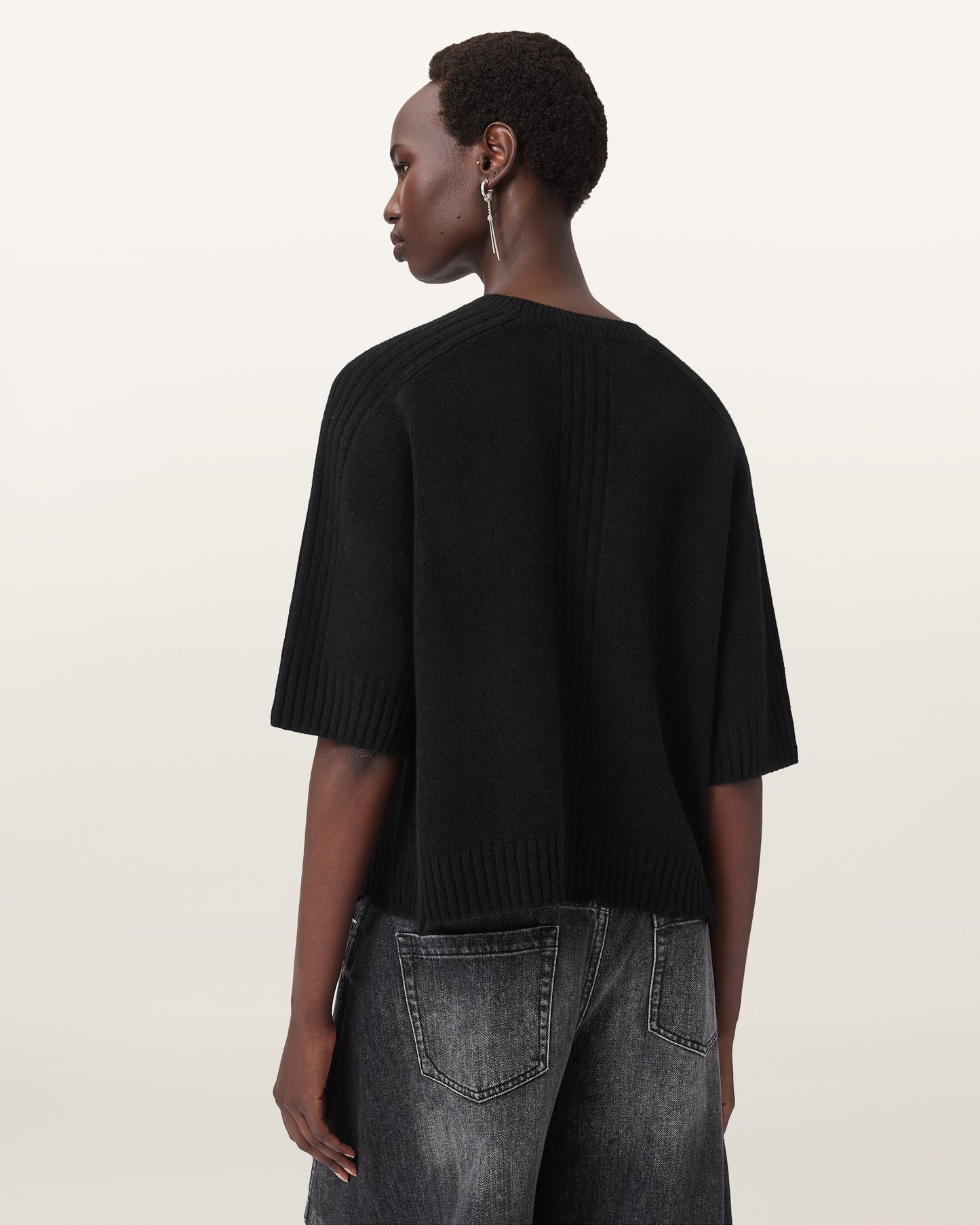 Nix Tee