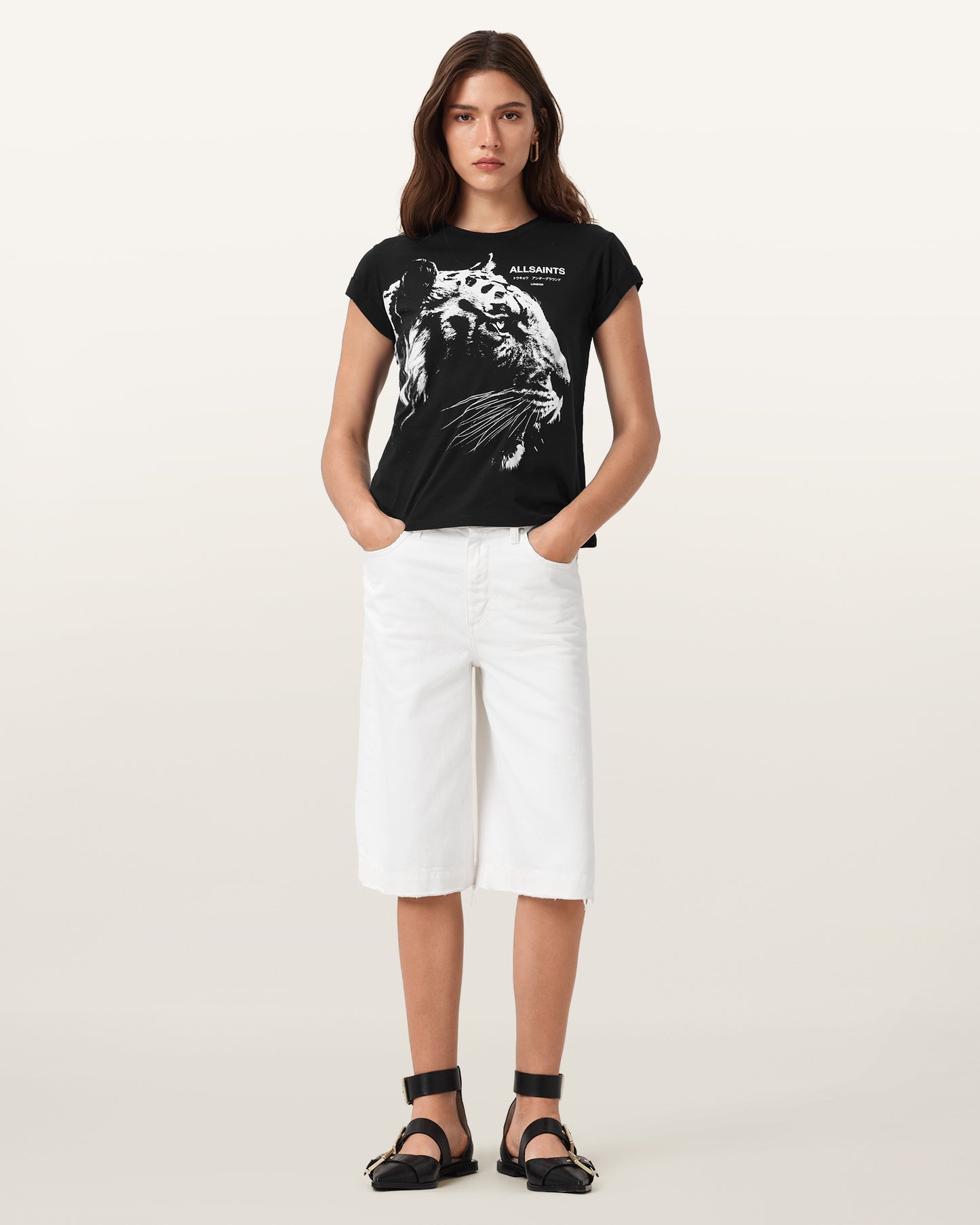 Ivana Anna Tee