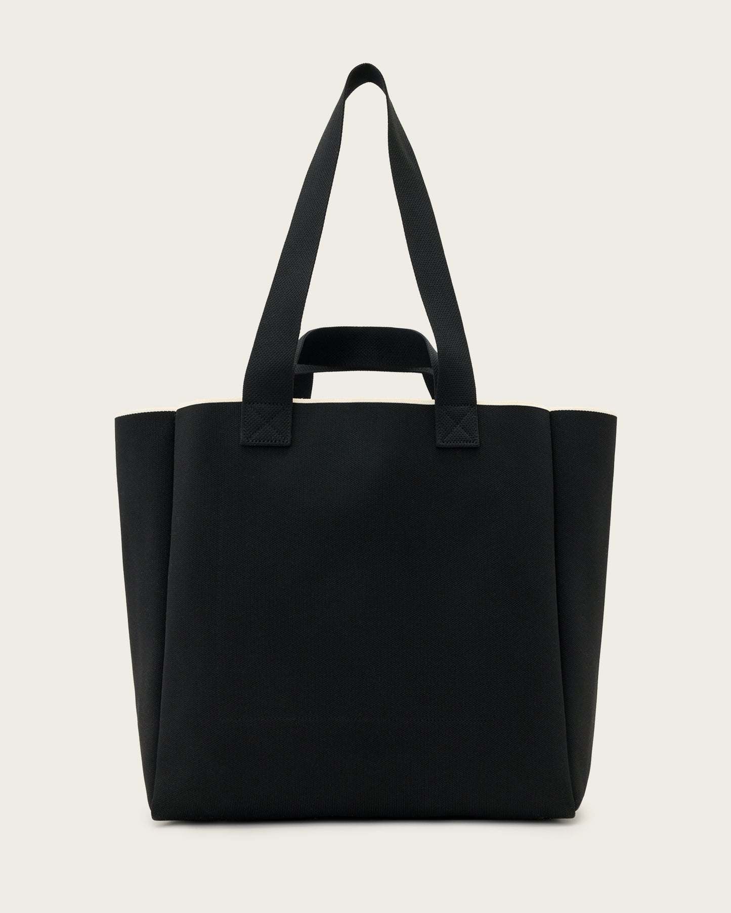 Izzy Heart E/W Tote