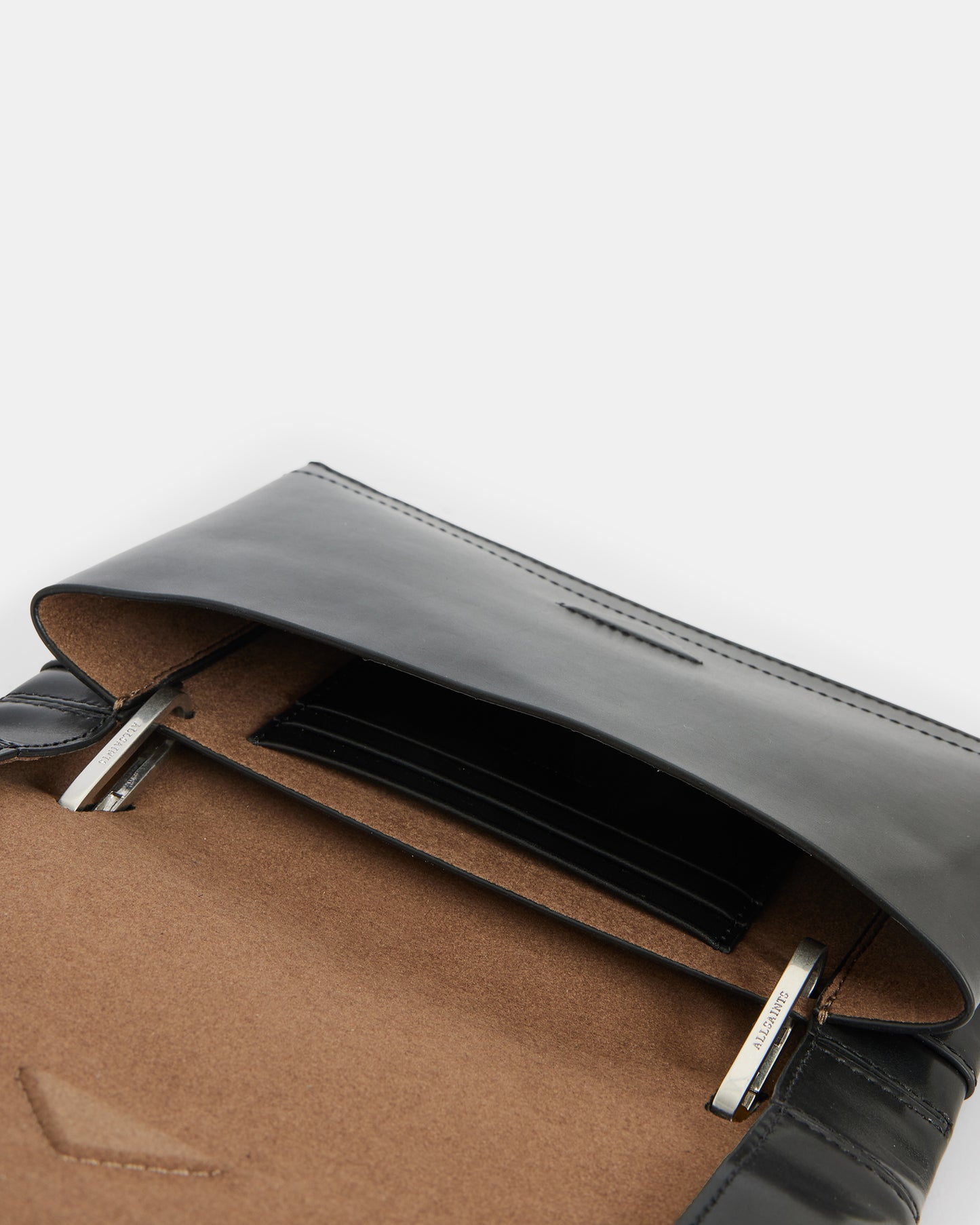 Yua Clutch Bag