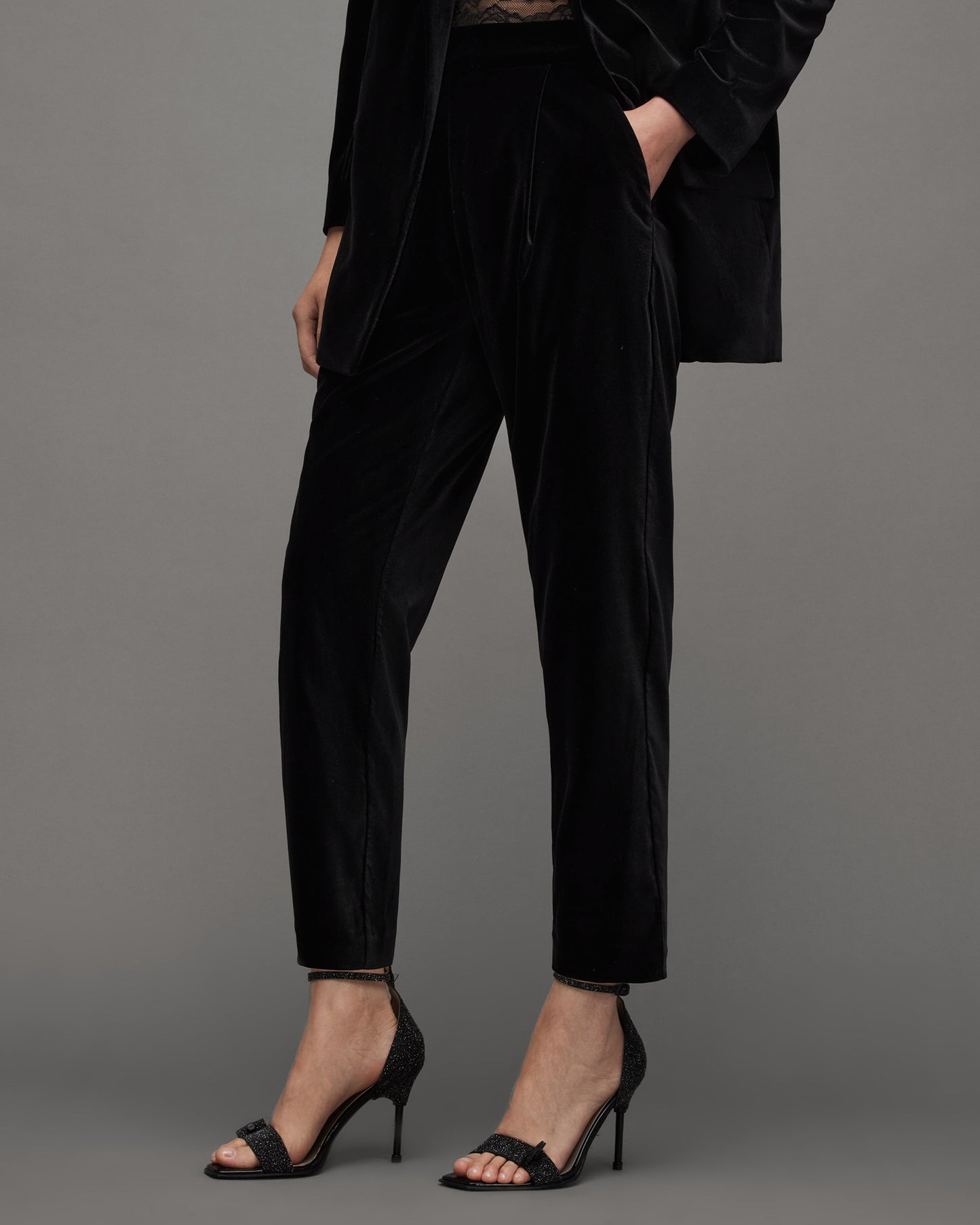 Aleida Velvet Trouser
