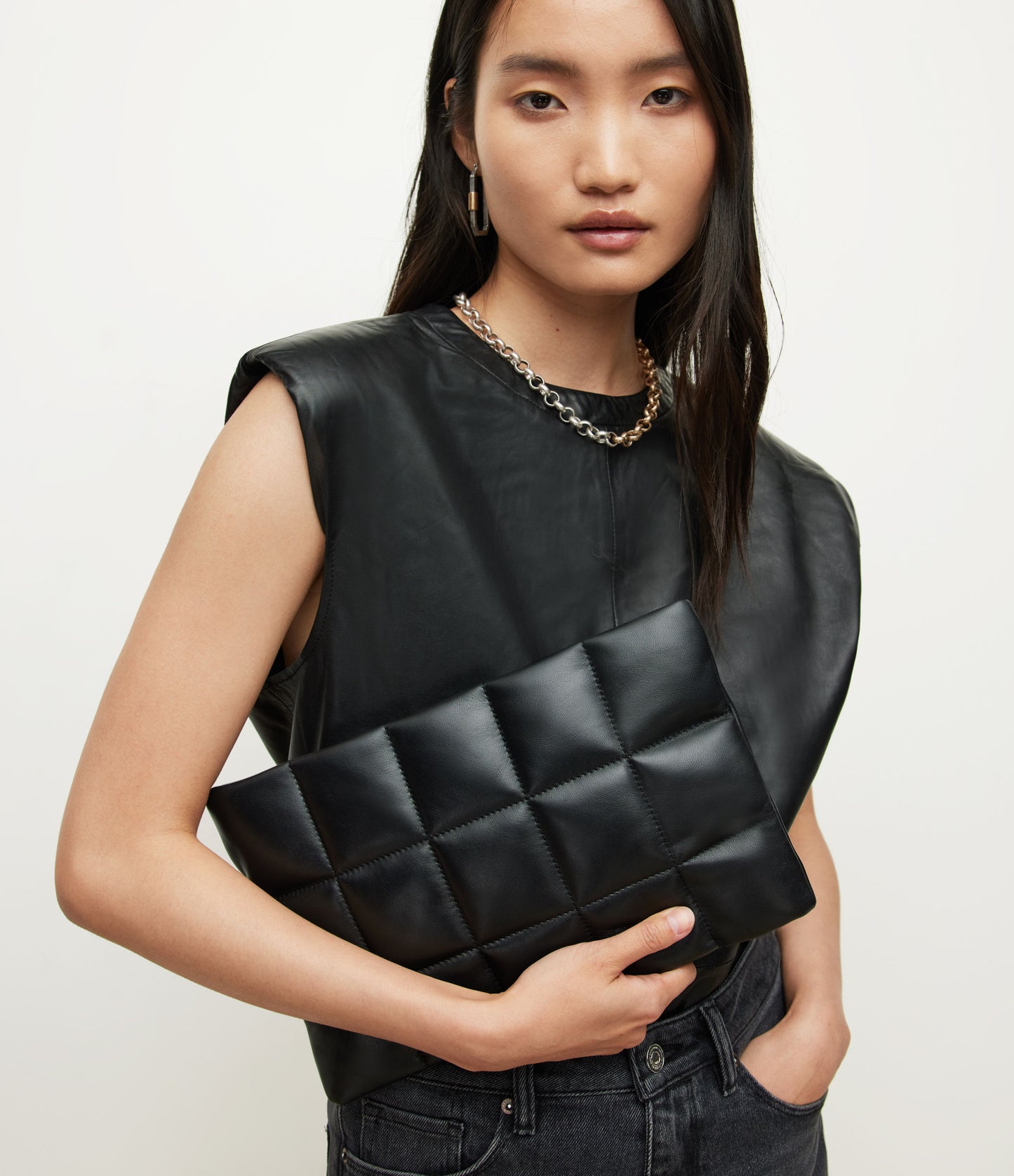 Bettina Clutch