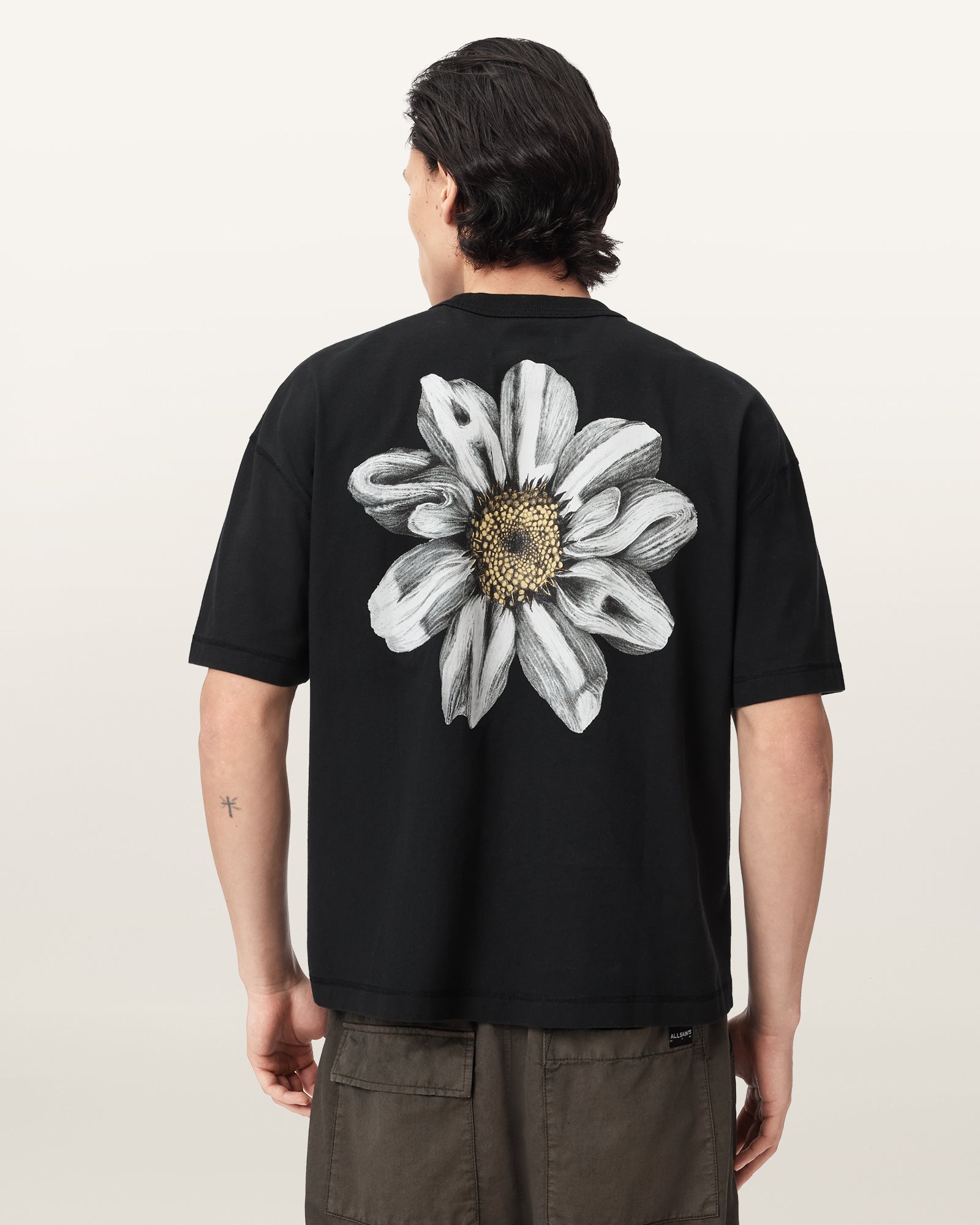 Petals SS Crew Tee