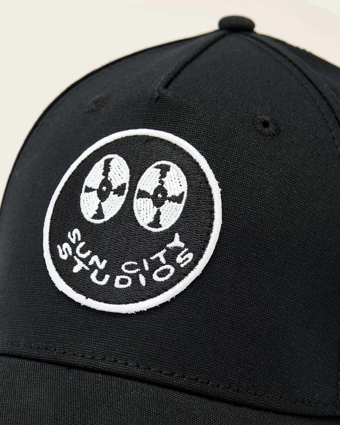 Spun Out BB Cap