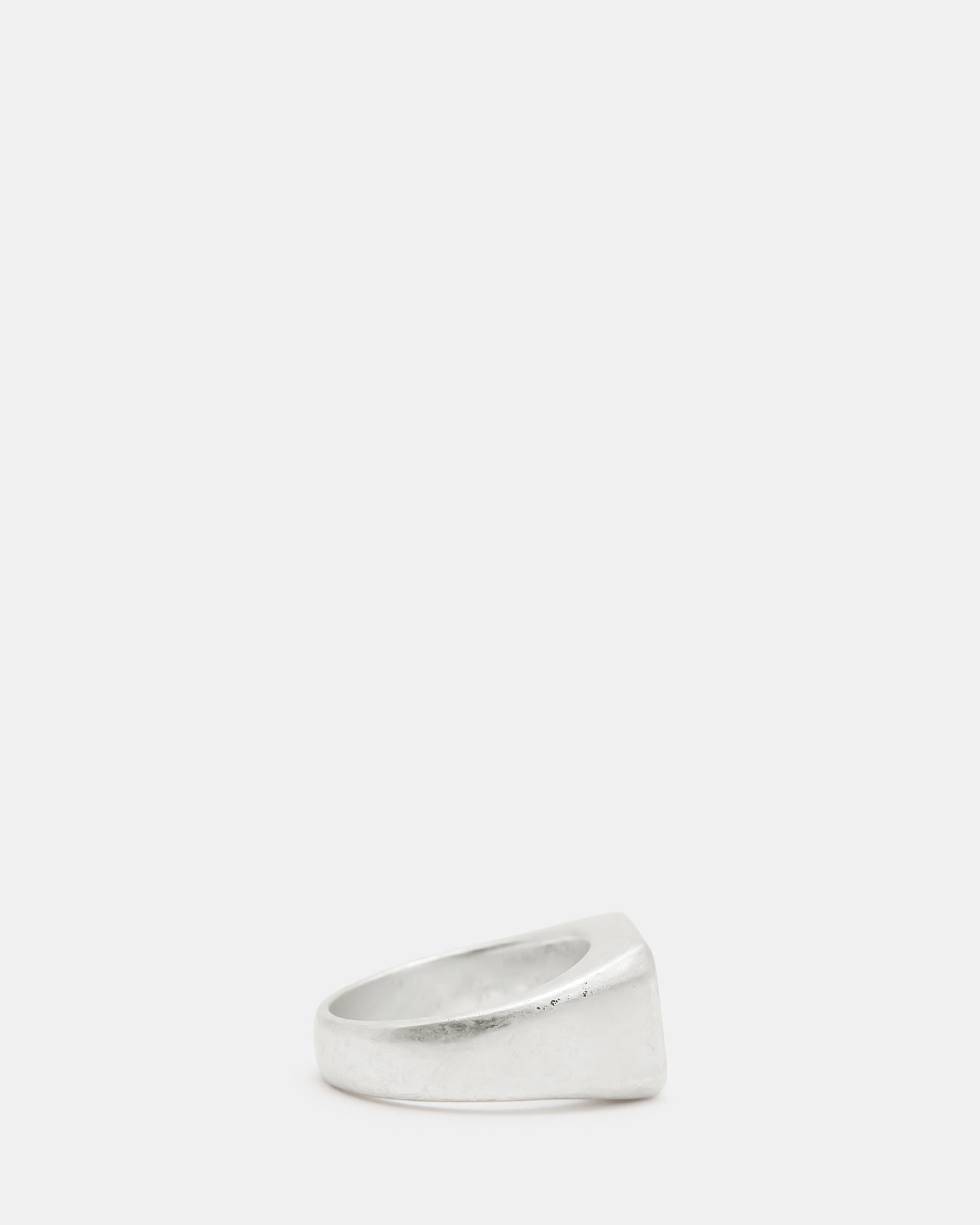 Alldis Signet Ring