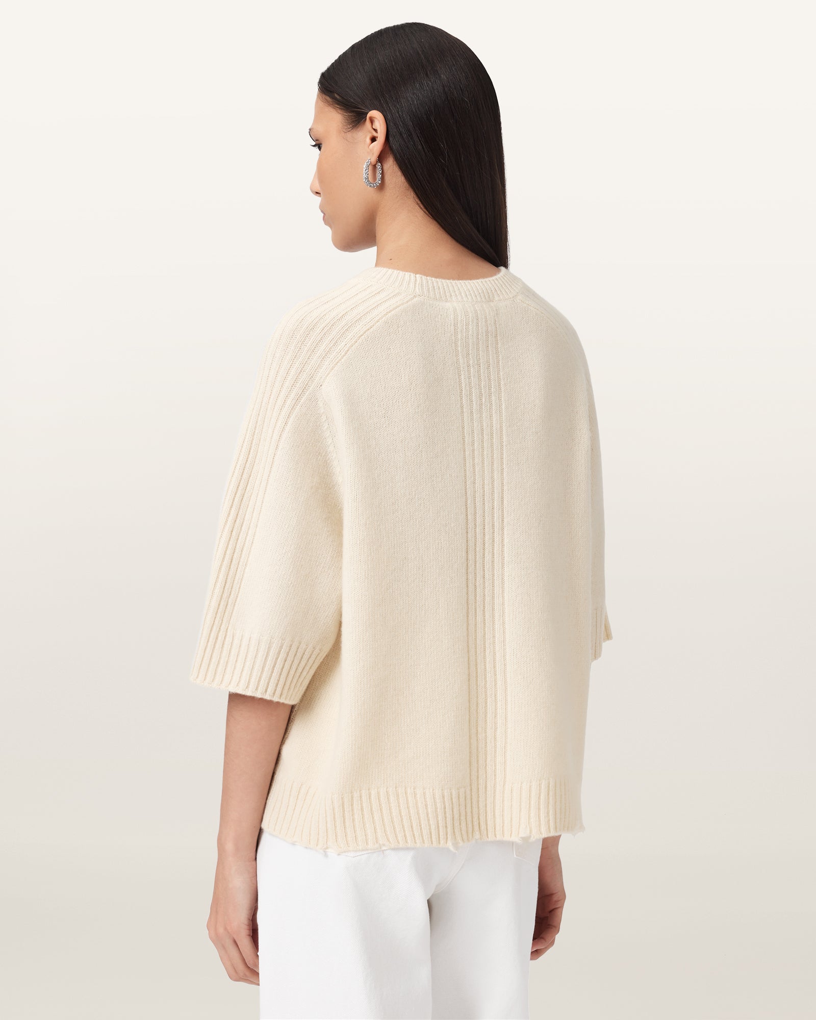 Nix Tee