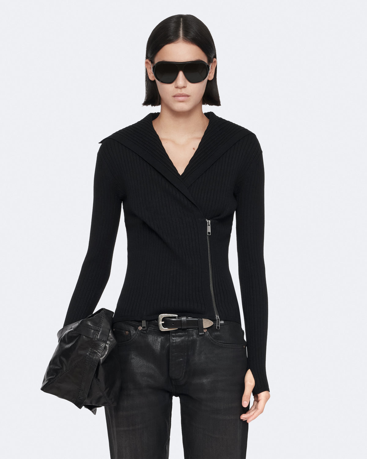 Cruz Zip Through