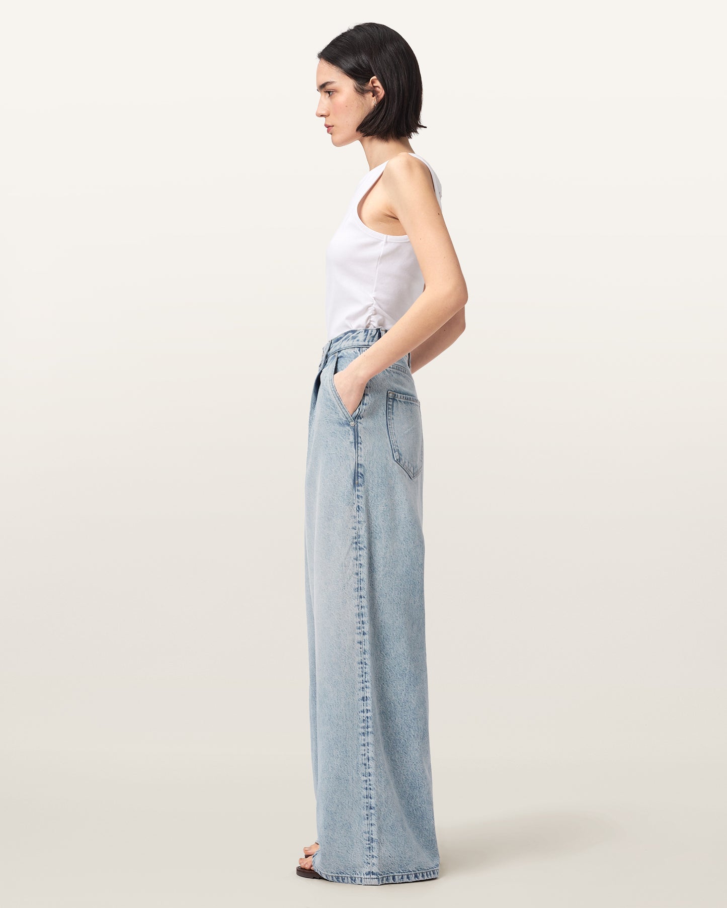 Haze Pleat Jean
