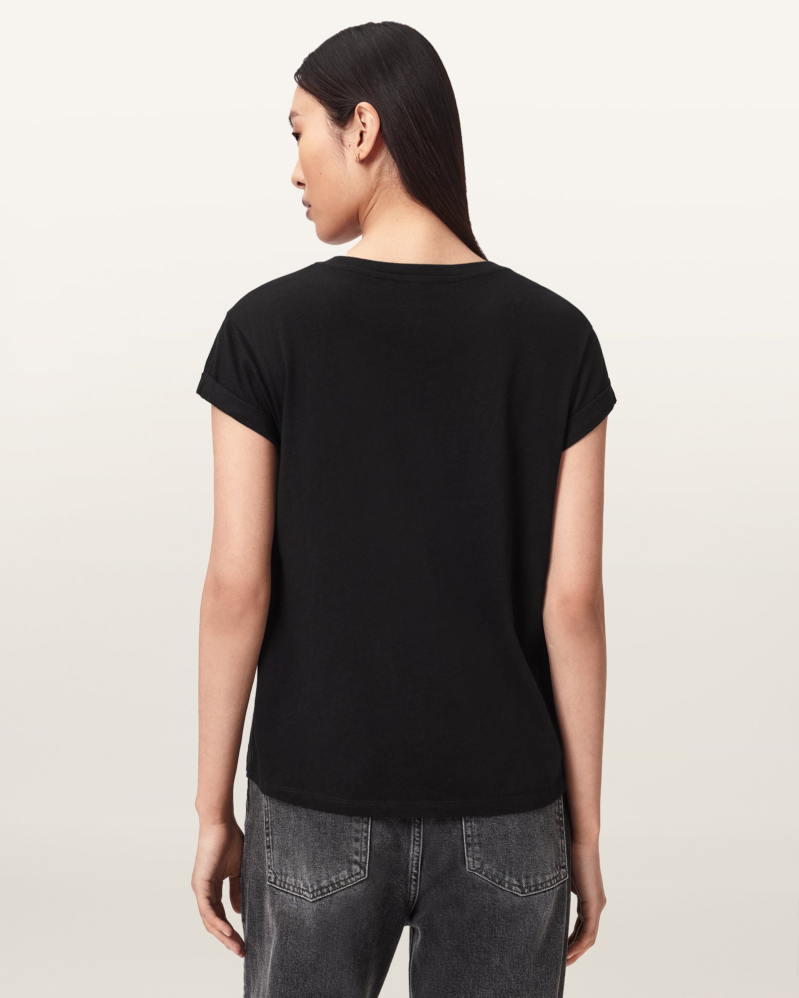 Crystal Anna Tee