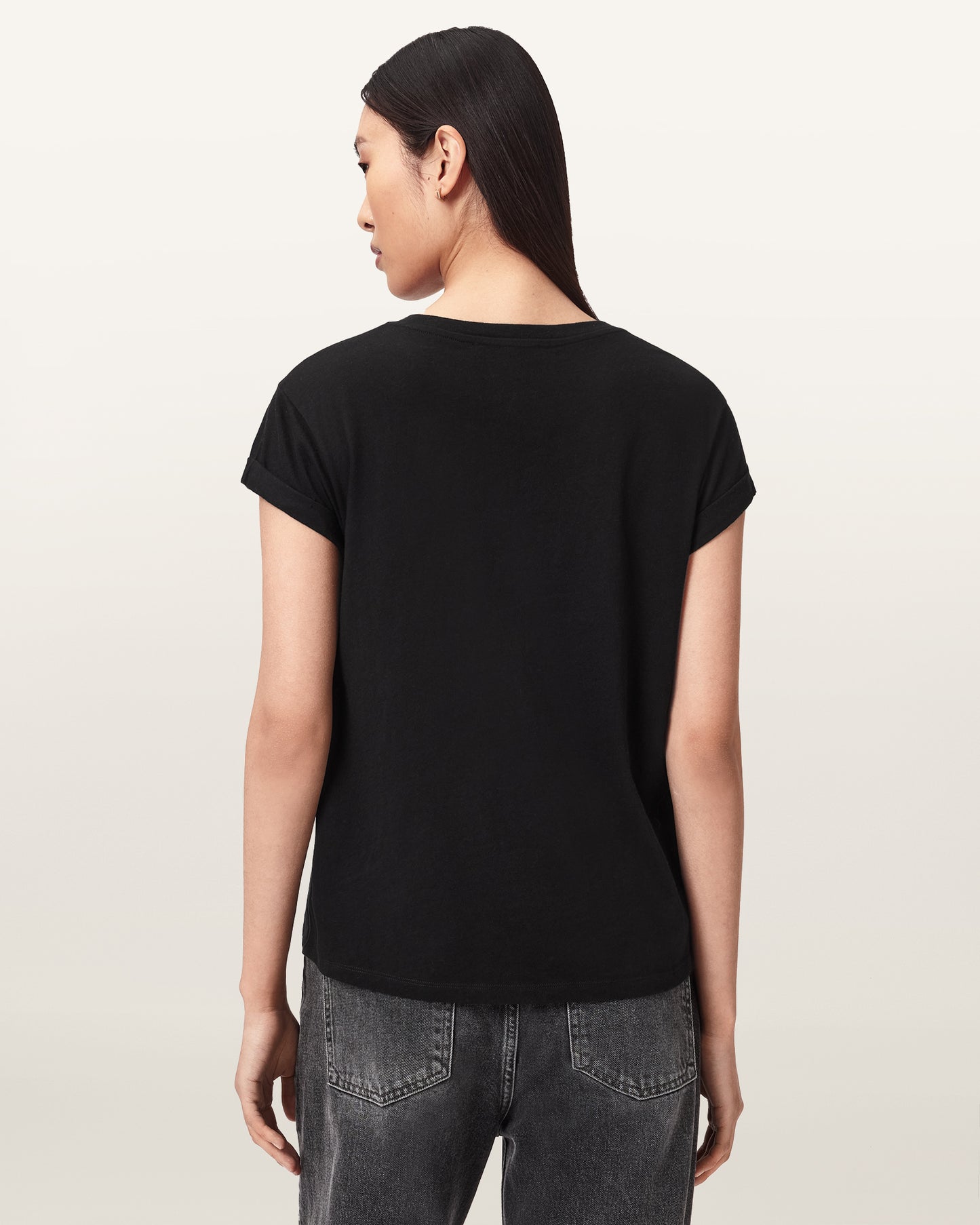 Crystal Anna Tee