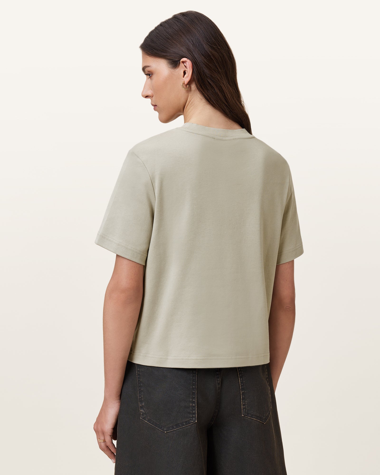 Lisa Haven Tee