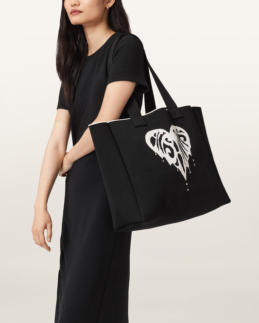 Izzy Heart E/W Tote