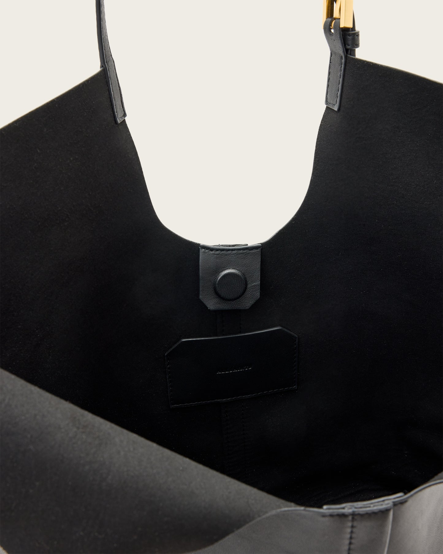 Ara E/W Tote