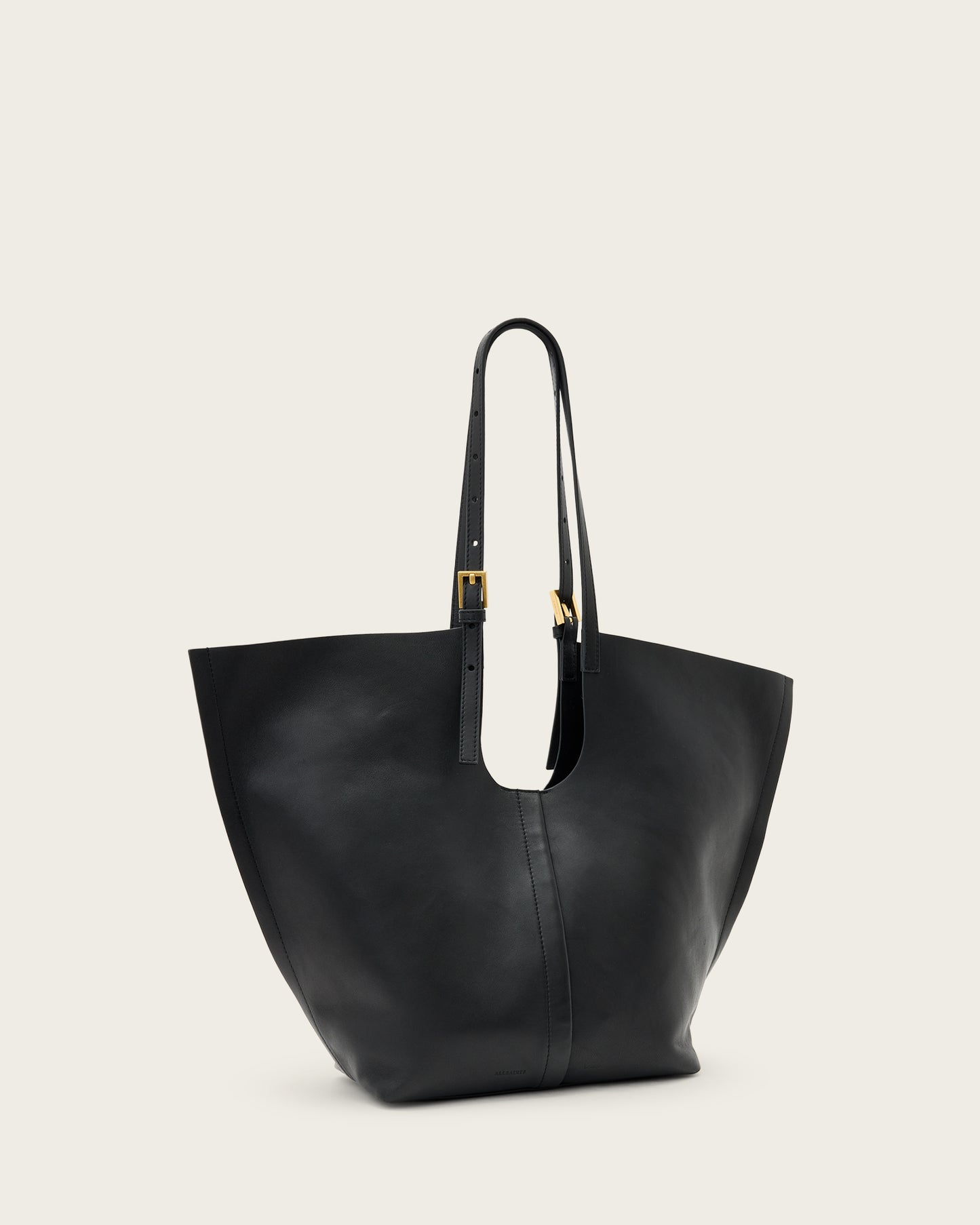 Ara E/W Tote