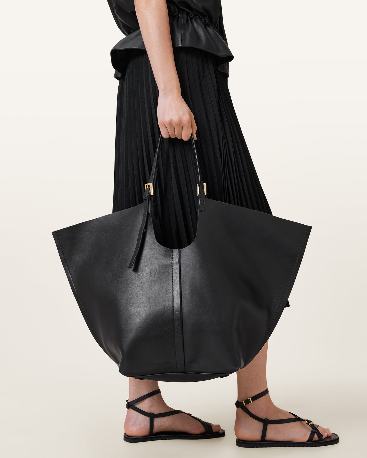 Ara E/W Tote